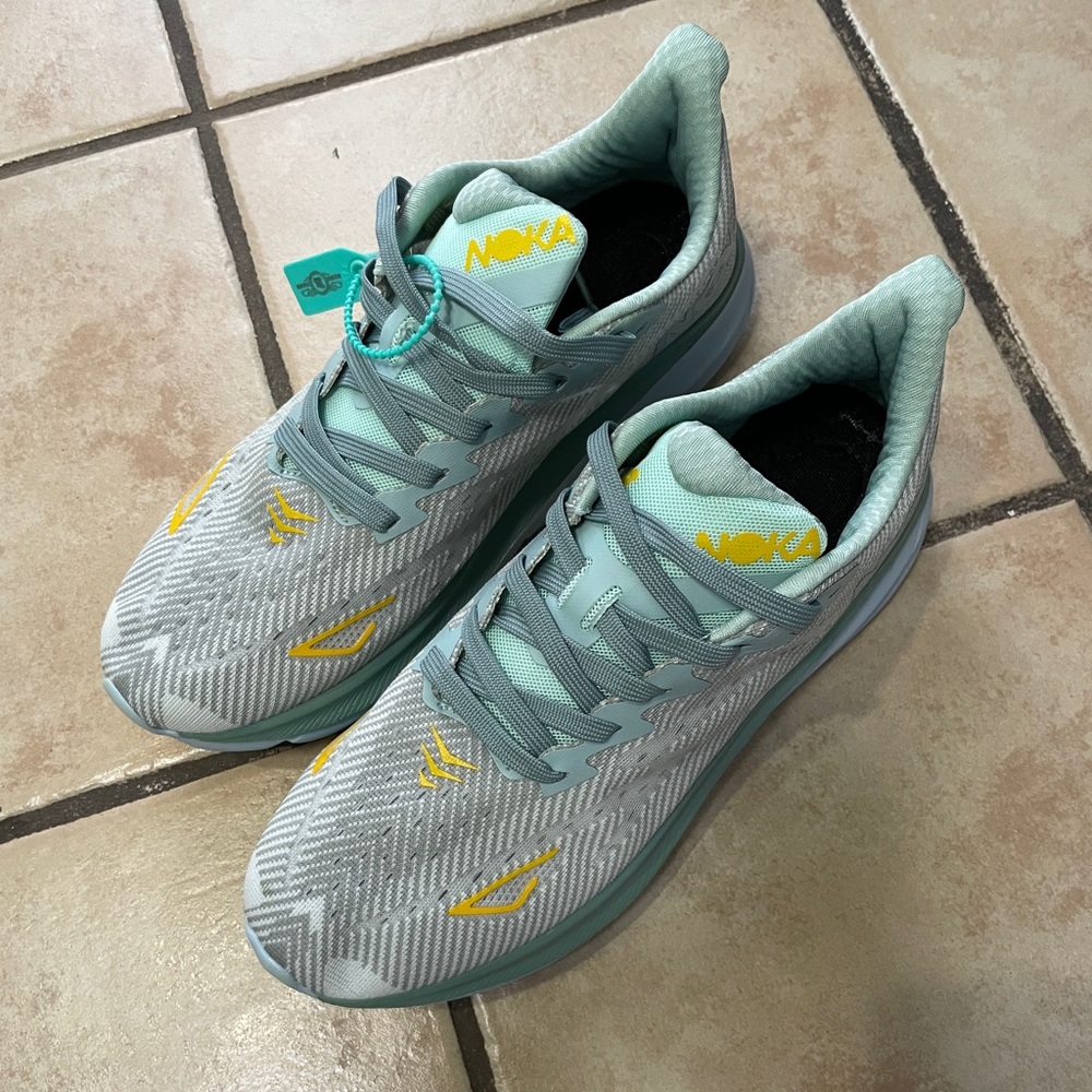 NWT Off-Brand Hoka Sneakers “Noka”